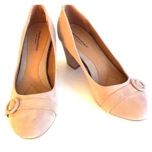 Cloudwalkers Tan faux suede heels 8.5W